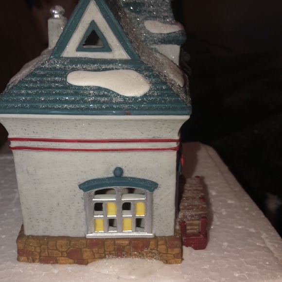 North Pole series - Picture 2 of 4